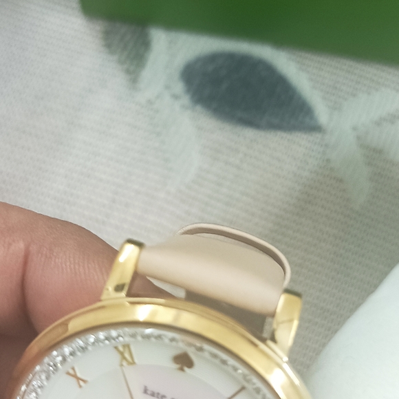 Authentic Kate Spade Gold-Tone And Vachetta Leather Monterey Watch - Picture 10 of 15